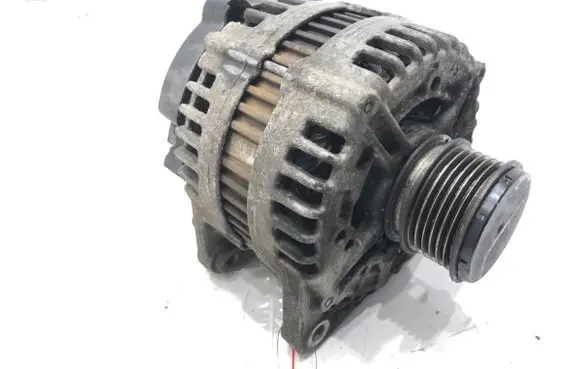 Volkswagen PASSAT B6 Generator/alternator 03L903023D