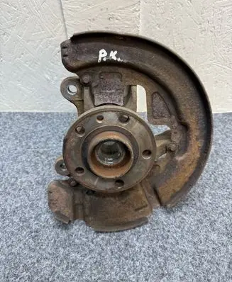 Volvo S60 Front wheel hub