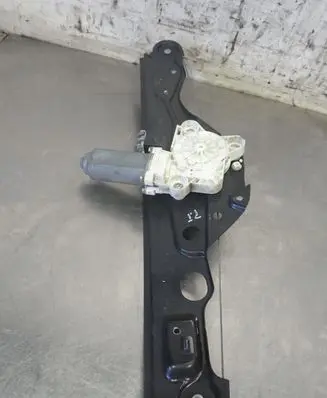 Mercedes-Benz E W211 Rear door window regulator with motor A2117300246