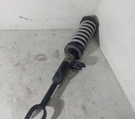 BMW 5 F10 F11 Front shock absorber with coil spring 6797767