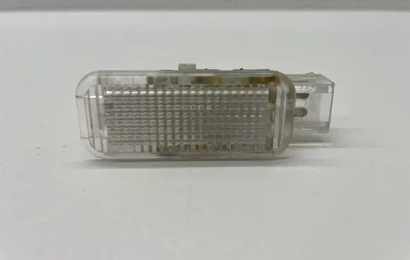 Seat Ibiza IV (6J,6P) Other interior light 4B0947415