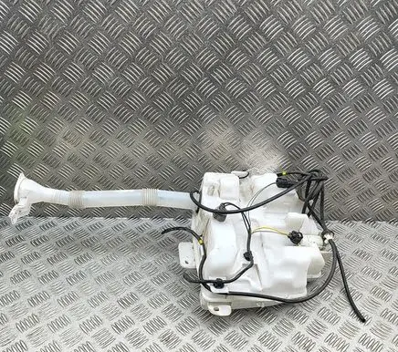Mitsubishi Outlander Windshield washer fluid reservoir/tank 8260A403 HLC37067