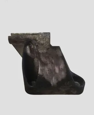 Nissan X-Trail T30 Engine mounting bracket