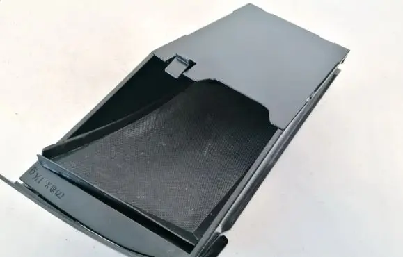 Audi A6 S6 C5 4B Glove box 70664l