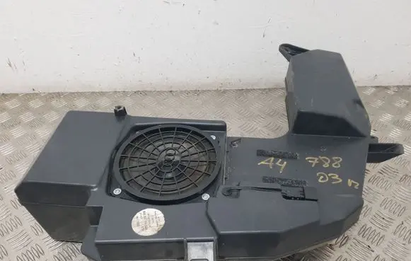 Audi A4 S4 B6 8E 8H Subwoofer speaker 8E903538203S
