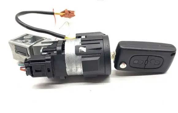 Peugeot 308 Ignition lock 9663123280