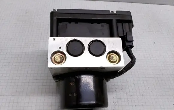 Volkswagen Golf IV ABS Pump 1J0907379P 10094903313 93025740