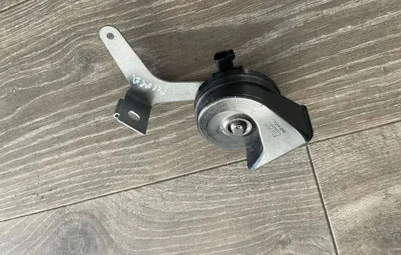 Ford Puma Horn signal L1TT13808AC
