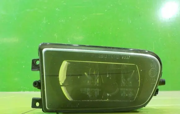 BMW Z3 E36 Front fog light 37030999 LEWY