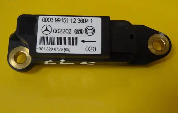 Mercedes-Benz C W202 Airbag deployment crash/impact sensor 0018200726