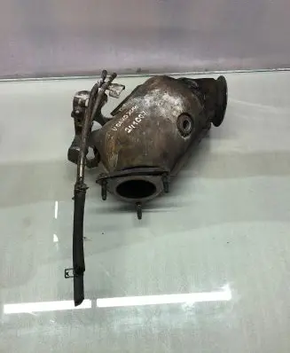 Volvo XC40 Catalyst/FAP/DPF particulate filter 31670288
