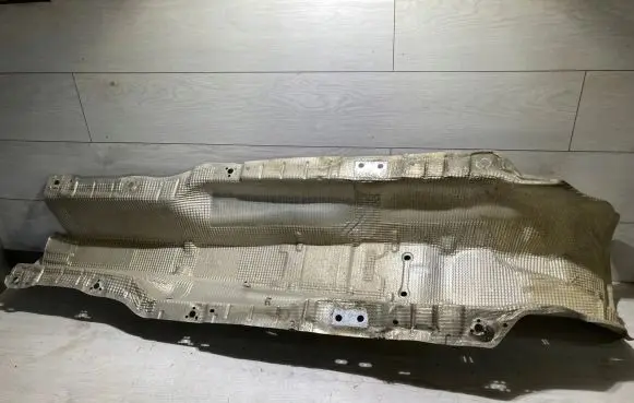 Skoda Octavia Mk3 (5E) Exhaust heat shield 5Q0825661CA