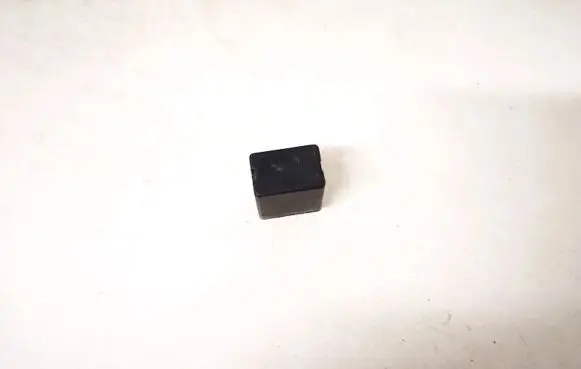 Renault Scenic I Other relay 7700414484