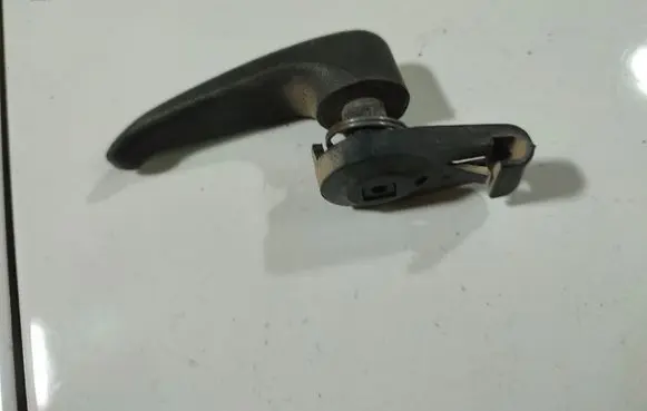Renault Espace II Engine bonnet (hood) release handle 
