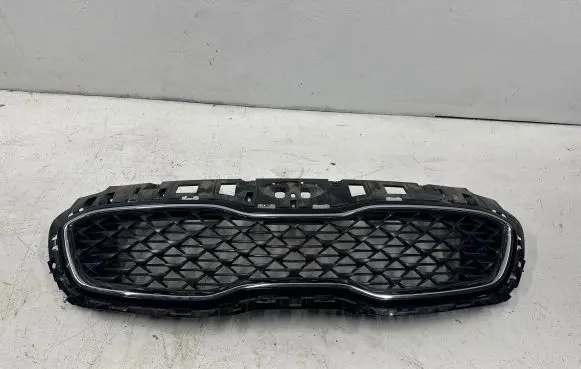 KIA Sportage Front bumper upper radiator grill 86353F1600