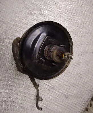 Mitsubishi Grandis Brake booster