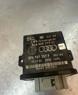 Audi A6 S6 C6 4F Light module LCM 8P0907357F 5LA00837901