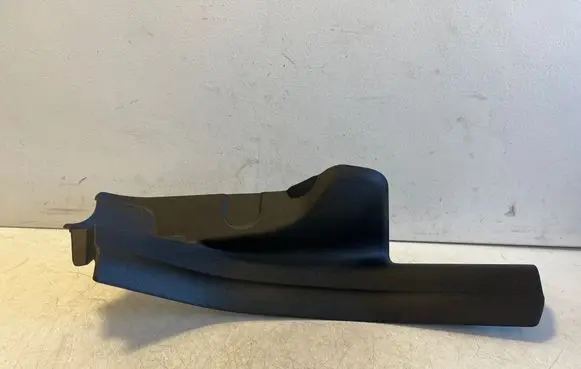 BMW i4 Rear sill trim cover 7491186