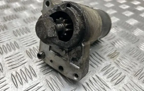 Peugeot 3008 I Starter motor 7550017 M000T32271
