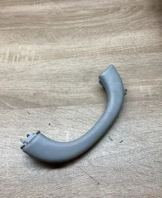 Mercedes-Benz E W211 Front interior roof grab handle A2118100051