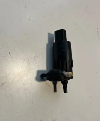 Opel Astra K Windscreen/windshield washer pump 13349273 430035418