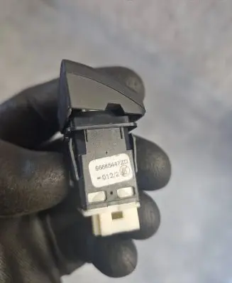Citroen DS5 Tailgate/boot open switch button 96665447ZD