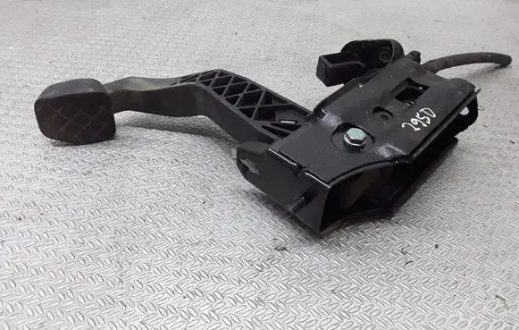 Clutch pedal