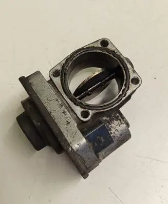 Opel Zafira B Throttle body valve 8981052101