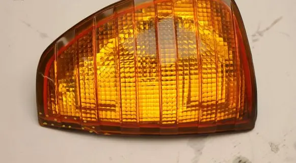 Mercedes-Benz 200 300 W123 Front indicator light 