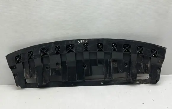 Nissan X-Trail T32 Front bumper skid plate/under tray 626604CL0B