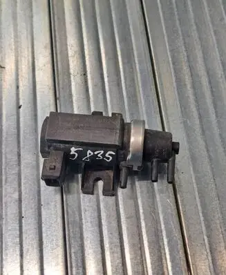 Nissan X-Trail T30 Turbo solenoid valve 14956AW401 70026501