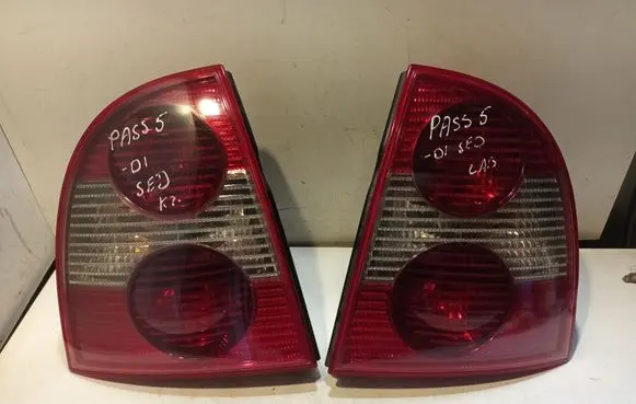 Volkswagen PASSAT B5.5 Rear/tail lights