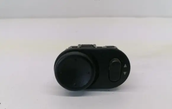 Opel Zafira A Wing mirror switch 09226861