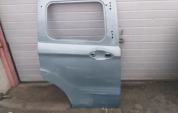 Ford Transit Courier Side sliding door 
