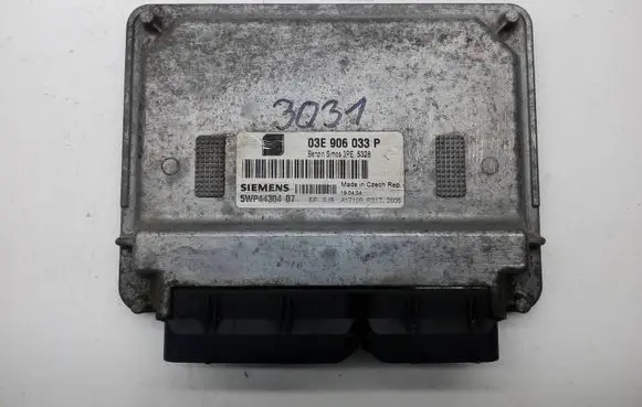 Skoda Fabia Mk1 (6Y) Engine control unit/module 03E906033P 5WP4430407