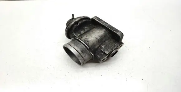 BMW 3 E36 EGR valve 2248139