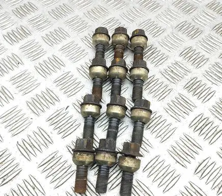 Porsche 911 991 Nuts/bolts WHT006978
