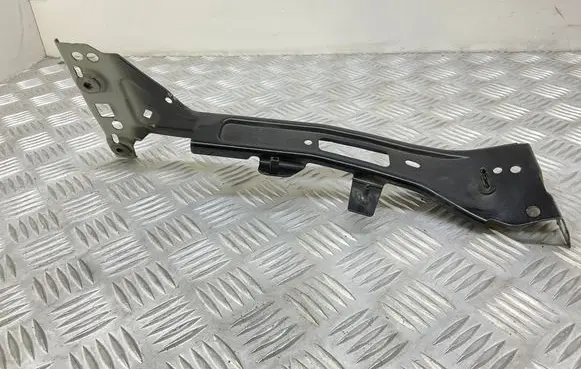 Audi A4 S4 B9 Fender mounting bracket 8W0821136C