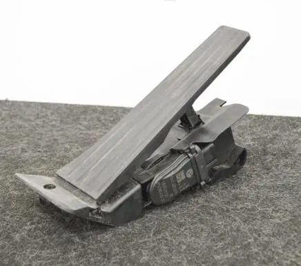 BMW 1 E81 E87 Accelerator throttle pedal 6853175175493