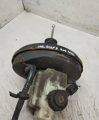 Volkswagen Golf V Brake booster 0204051358 1K1614105AQ