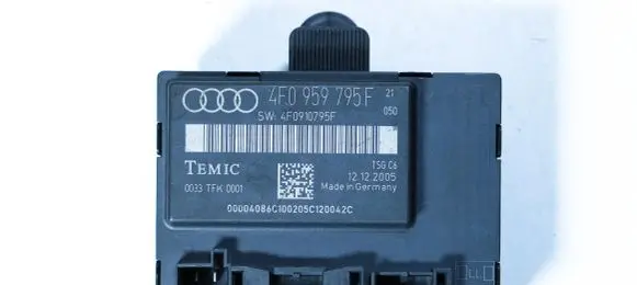 Audi A6 S6 C6 4F Door control unit/module 4F0959795F