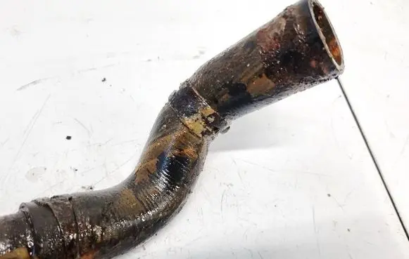 Suzuki Swift I Engine coolant pipe/hose