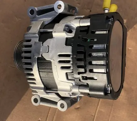 Volkswagen Golf VIII Generator/alternator 06L903030B