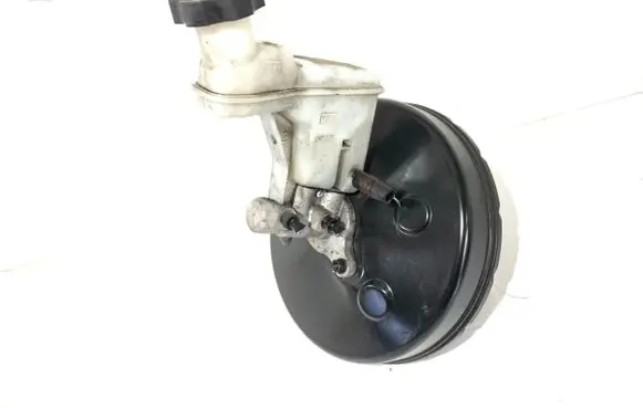 Hyundai ix35 Brake booster 58500-2S251