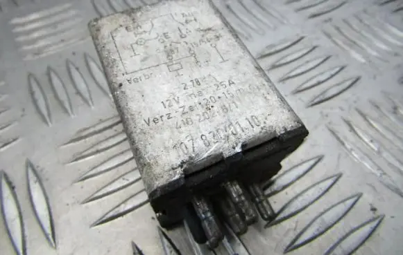 Mercedes-Benz E W123 Other relay 1078200110