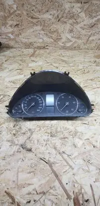Mercedes-Benz C W203 Speedometer (instrument cluster) 110080307004 A2035409547