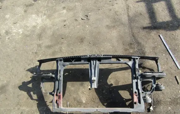 Audi A3 S3 8L Radiator support slam panel 