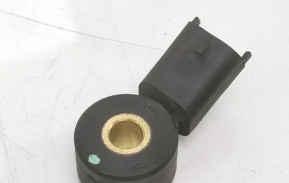 Opel Corsa D Detonation knock sensor 55563372