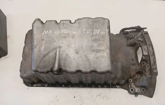 Mercedes-Benz Vito Viano W638 Oil sump R110141202