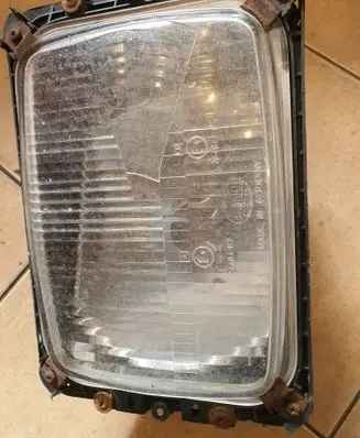 Mercedes-Benz 508 Headlight/headlamp 902120720 12130000 2484R7